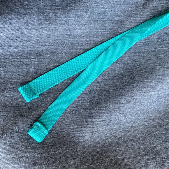 FIGS Technical Collection Scrub Pants Graphite Gray Teal Drawstring Size Medium - Picture 11 of 16